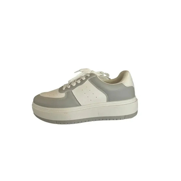 NWOT Madden Girl Women’s Natalie Ledge Platform Sneakers Gray and White Size 8.5 - Picture 7 of 9